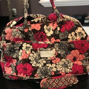 Vera Bradley Grand traveler